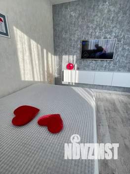 1-к квартира, посуточно, 43м2, 5/6 этаж