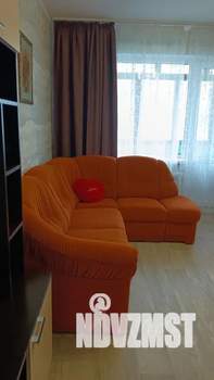 1-к квартира, посуточно, 37м2, 4/9 этаж