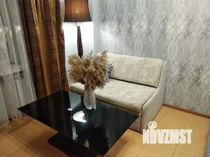 1-к квартира, посуточно, 38м2, 9/10 этаж