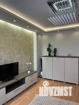 Студия квартира, посуточно, 44м2, 4/9 этаж