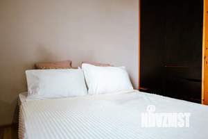 2-к квартира, посуточно, 43м2, 1/5 этаж