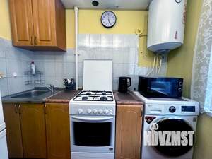 1-к квартира, посуточно, 34м2, 4/5 этаж