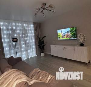 2-к квартира, посуточно, 62м2, 4/8 этаж