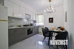 2-к квартира, посуточно, 50м2, 1/1 этаж