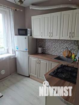 2-к квартира, посуточно, 44м2, 4/4 этаж