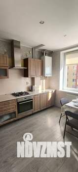 1-к квартира, посуточно, 40м2, 6/9 этаж