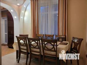 5-к квартира, посуточно, 120м2, 1/3 этаж