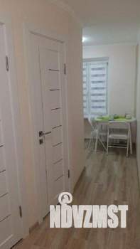1-к квартира, посуточно, 47м2, 1/1 этаж