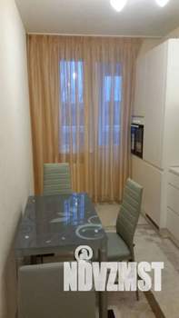1-к квартира, посуточно, 42м2, 4/9 этаж
