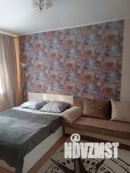 1-к квартира, посуточно, 32м2, 1/3 этаж