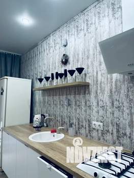 1-к квартира, посуточно, 40м2, 1/7 этаж