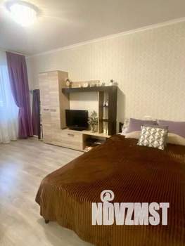 1-к квартира, посуточно, 35м2, 1/1 этаж