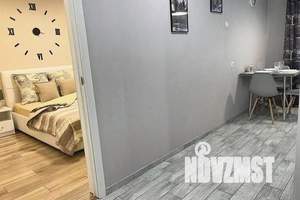 1-к квартира, посуточно, 36м2, 1/9 этаж