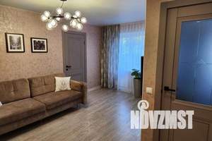 1-к квартира, посуточно, 44м2, 3/3 этаж