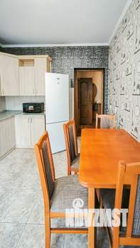 1-к квартира, на длительный срок, 54м2, 4/5 этаж