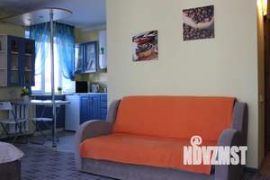 Студия квартира, посуточно, 36м2, 4/4 этаж