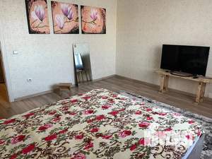 1-к квартира, посуточно, 40м2, 8/9 этаж