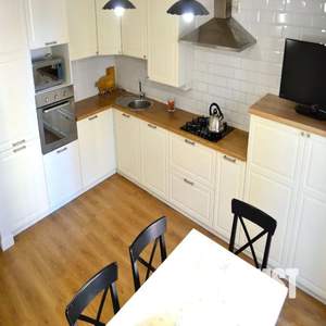 1-к квартира, посуточно, 45м2, 3/9 этаж