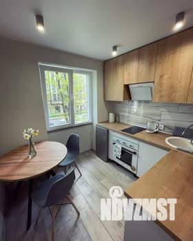 1-к квартира, посуточно, 32м2, 2/4 этаж