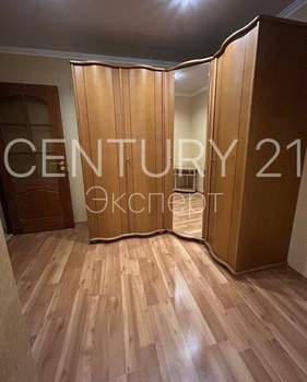 3-к квартира, на длительный срок, 105м2, 5/5 этаж