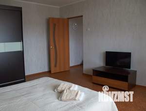 1-к квартира, посуточно, 40м2, 10/10 этаж