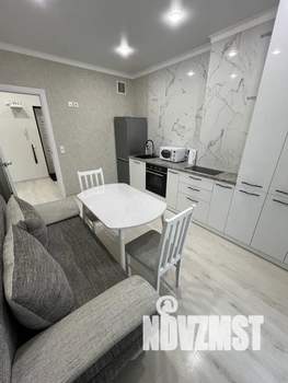 1-к квартира, посуточно, 38м2, 15/16 этаж