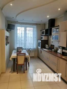 2-к квартира, посуточно, 80м2, 3/8 этаж