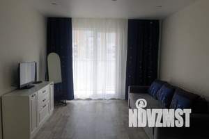 1-к квартира, посуточно, 44м2, 7/10 этаж