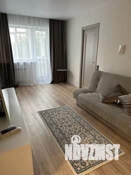 2-к квартира, посуточно, 42м2, 3/5 этаж