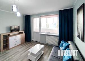 1-к квартира, посуточно, 32м2, 7/10 этаж