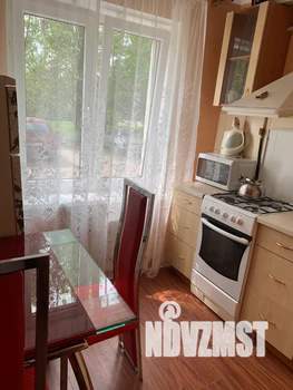 2-к квартира, посуточно, 45м2, 1/5 этаж