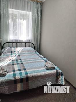 2-к квартира, посуточно, 40м2, 3/3 этаж