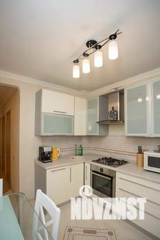 3-к квартира, посуточно, 65м2, 2/5 этаж