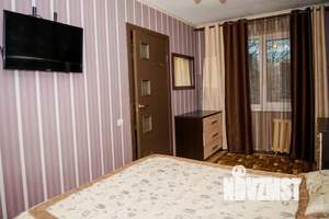 3-к квартира, посуточно, 58м2, 2/2 этаж