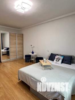 1-к квартира, посуточно, 40м2, 8/9 этаж