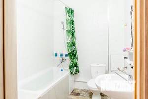 2-к квартира, посуточно, 63м2, 1/1 этаж