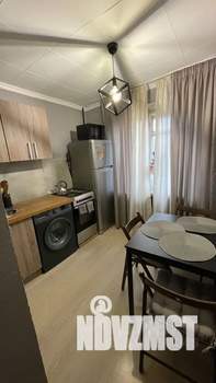 1-к квартира, посуточно, 34м2, 2/5 этаж