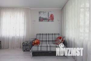 2-к квартира, посуточно, 45м2, 3/5 этаж