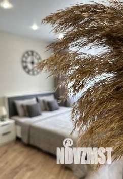 1-к квартира, посуточно, 34м2, 3/6 этаж