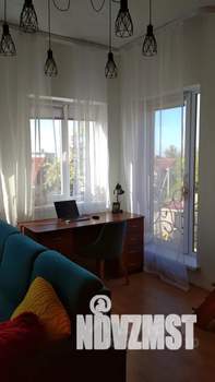 Студия квартира, посуточно, 38м2, 2/2 этаж