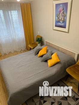 1-к квартира, посуточно, 60м2, 1/1 этаж