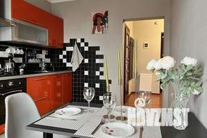 1-к квартира, посуточно, 43м2, 9/10 этаж