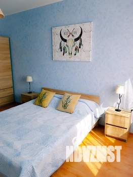 2-к квартира, посуточно, 65м2, 2/16 этаж