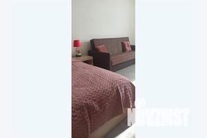 1-к квартира, посуточно, 40м2, 6/9 этаж