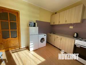 1-к квартира, посуточно, 37м2, 1/9 этаж