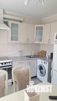 1-к квартира, посуточно, 34м2, 2/4 этаж