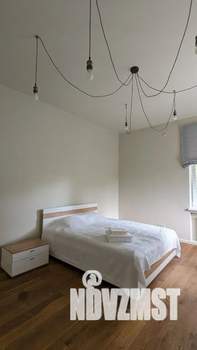 2-к квартира, посуточно, 67м2, 3/3 этаж