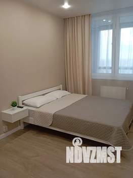 1-к квартира, посуточно, 43м2, 15/16 этаж