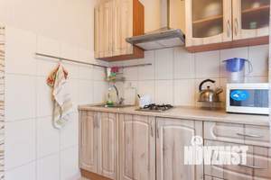 1-к квартира, посуточно, 37м2, 4/9 этаж