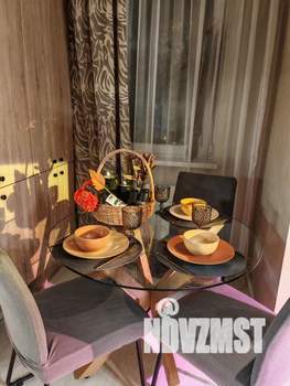 1-к квартира, посуточно, 40м2, 2/10 этаж